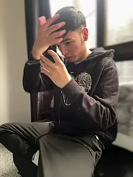 Snapshot of The_Conquer chatting on 04/07/26, 07:03 The Conquer online show from 04/07/26, 07:03