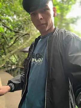 Snapshot of The_Conquer chatting on 04/13/26, 07:08 The Conquer online show from 04/13/26, 07:08