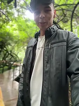 Snapshot of The_Conquer chatting on 04/14/26, 07:42 The Conquer online show from 04/14/26, 07:42