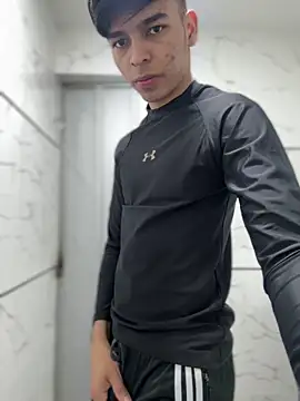 Snapshot of The_Conquer chatting on 04/16/26, 06:41 The Conquer online show from 04/16/26, 06:41