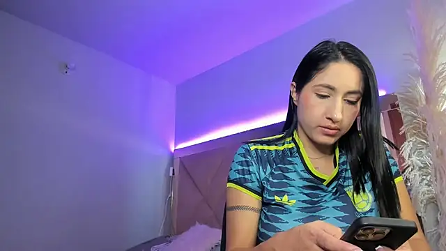 Snapshot of Alanah_connory chatting on 07/07/26, 03:27 Alanah connory online show from 07/07/26, 03:27