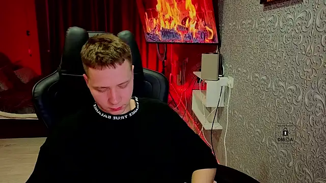 Karl Night  online show from 04/14/26, 05:52