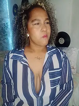 medusafox  online show from 05/15/26, 04:30