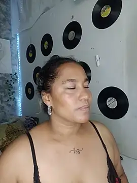 Snapshot of medusafox_ chatting on 07/11/26, 05:32 medusafox online show from 07/11/26, 05:32