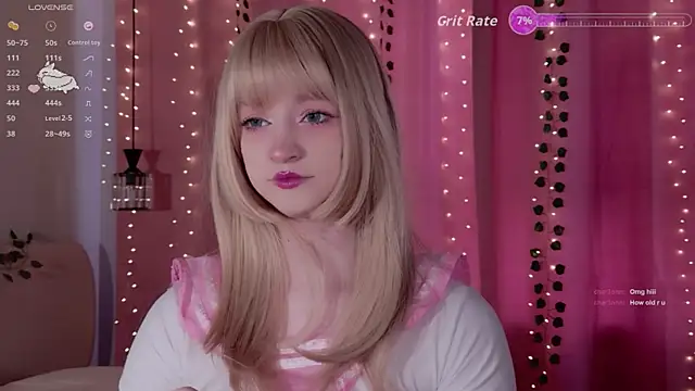Snapshot of effy_dollie chatting on 06/07/26, 02:32 effy dollie online show from 06/07/26, 02:32