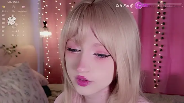 Snapshot of effy_dollie chatting on 06/23/26, 10:57 effy dollie online show from 06/23/26, 10:57