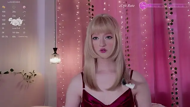 Snapshot of effy_dollie chatting on 08/03/26, 11:48 effy dollie online show from 08/03/26, 11:48