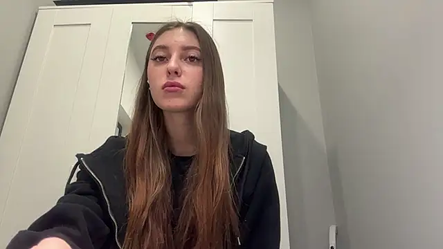 selena favn online show from 03/05/26, 02:07