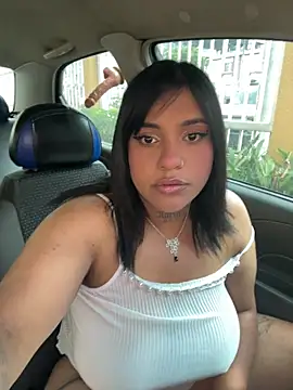 Nahomy firee online show from 03/04/26, 06:58