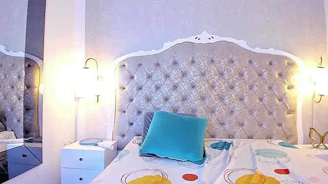 KristalMature online show from 03/08/26, 02:04