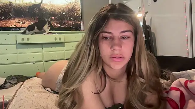 Snapshot of TheLexiLuvvr chatting on 02/24/26, 10:19 TheLexiLuvvr online show from 02/24/26, 10:19