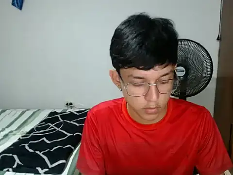 cute jisus online show from 03/03/26, 11:43