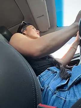 Penny 09 online show from 04/22/26, 08:54