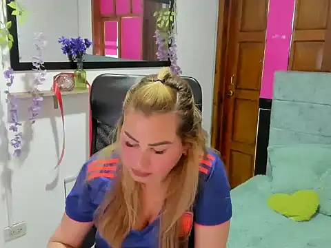 Julieta star  online show from 03/29/26, 07:03