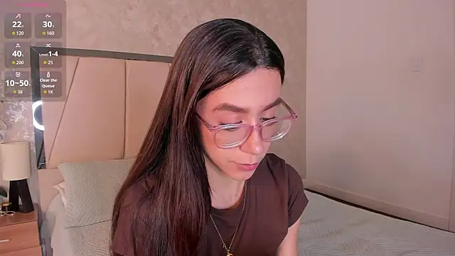 Snapshot of Arii_wilde chatting on 06/19/26, 12:42 Arii wilde online show from 06/19/26, 12:42