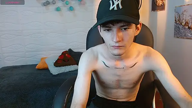 Snapshot of trevor_mob chatting on 02/26/26, 07:46 trevor mob online show from 02/26/26, 07:46