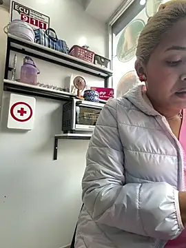 RubiaMorena online show from 06/16/26, 07:05