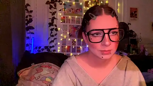 moonvampiq online show from 02/25/26, 10:08