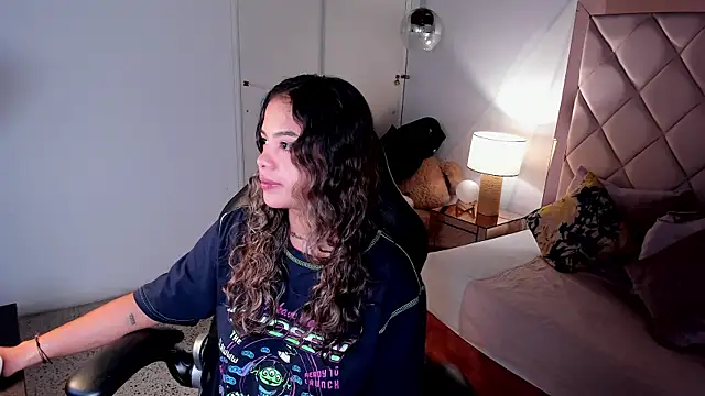 dulce lyraa1 online show from 05/28/26, 03:59