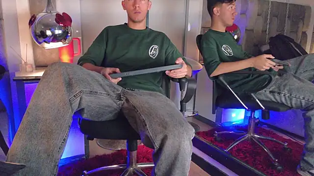 Austin Reedss online show from 04/14/26, 01:28