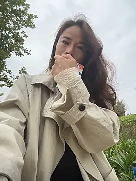 Mia-lp online show from 04/07/26, 01:28