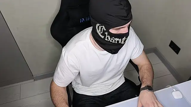 chantatummm online show from 05/23/26, 06:56