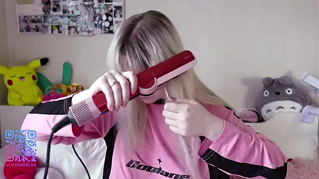 Snapshot of LisaNelsona chatting on 03/03/26, 12:39 LisaNelsona online show from 03/03/26, 12:39