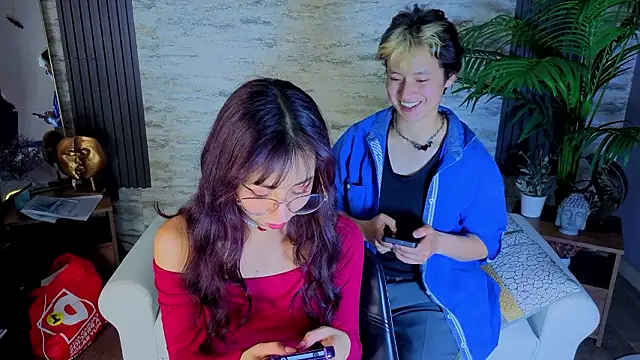 Snapshot of RedHood_1 chatting on 03/03/26, 02:23 RedHood 1 online show from 03/03/26, 02:23