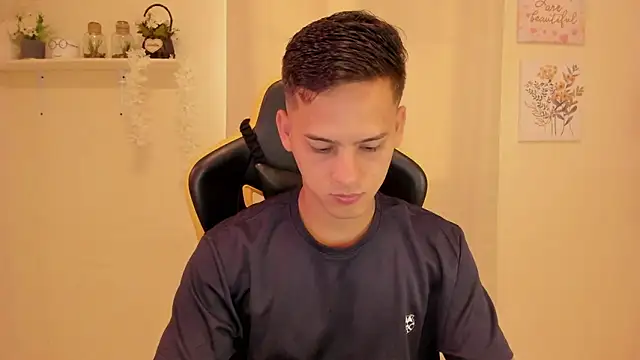 sexy andres01 online show from 03/07/26, 01:30