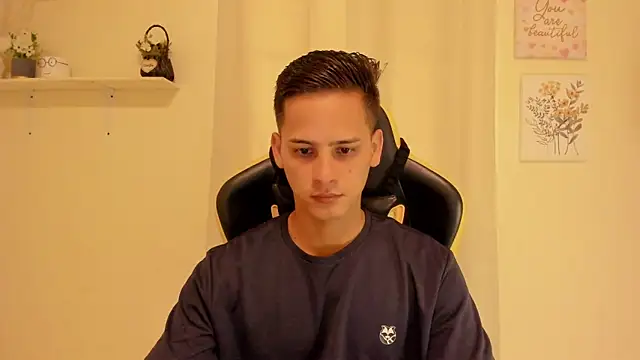 sexy andres01 online show from 05/26/26, 02:02