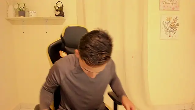 sexy andres01 online show from 06/04/26, 02:34