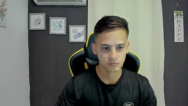 sexy andres01 online show from 07/23/26, 09:46