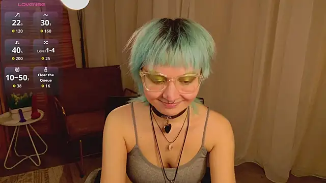Snapshot of powderofgun chatting on 04/19/26, 08:22 powderofgun online show from 04/19/26, 08:22