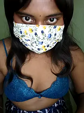 MISS MADHURIBABY online show from 04/13/26, 09:48