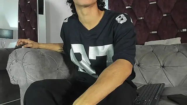 TonyBenedetti online show from 04/17/26, 08:12