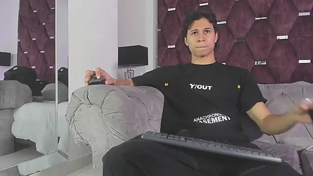 TonyBenedetti online show from 07/10/26, 08:44