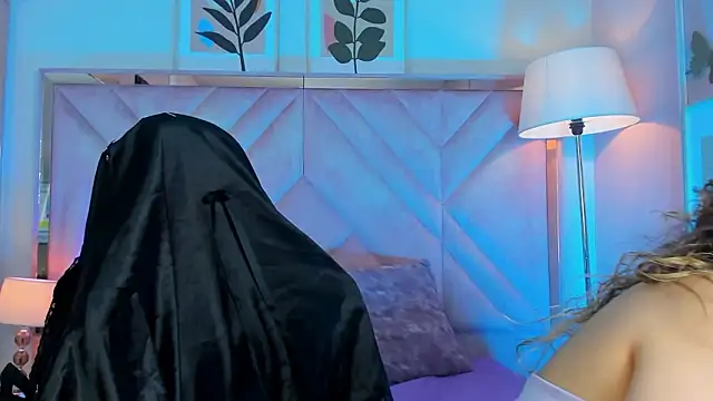 emilyjonesss  online show from 03/17/26, 07:50