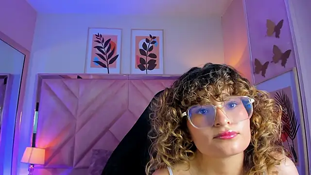 emilyjonesss  online show from 03/24/26, 09:20