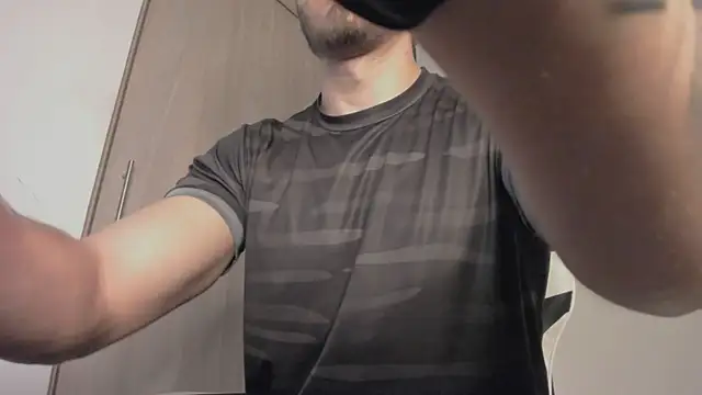 Axel  Blaze online show from 03/25/26, 12:33