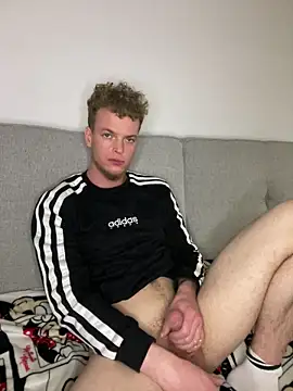 Dencchikk22 online show from 05/16/26, 12:18