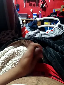 Snapshot of Alterego228 chatting on 03/05/26, 12:39 Alterego228 online show from 03/05/26, 12:39