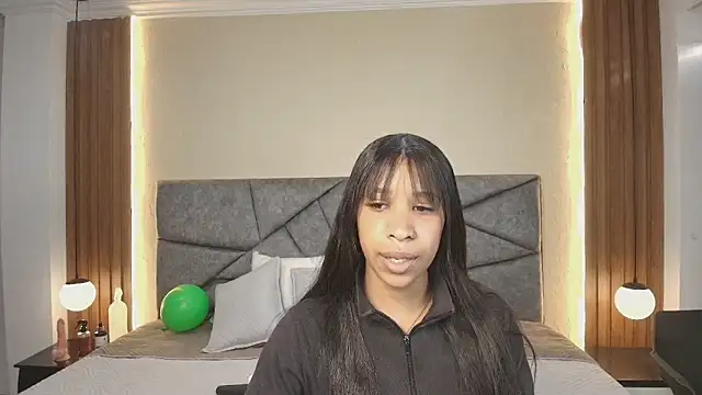 Snapshot of ShayMilleer chatting on 05/25/26, 11:38 ShayMilleer online show from 05/25/26, 11:38