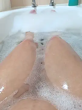 Bwildside online show from 03/26/26, 08:14