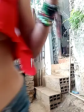 yuliitza4 online show from 03/28/26, 09:36