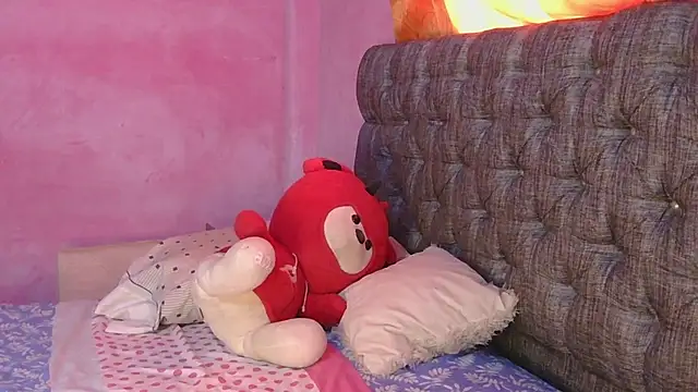 mia luna88 online show from 03/04/26, 04:18