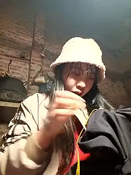 Snapshot of eanna88 chatting on 03/05/26, 02:24 eanna88 online show from 03/05/26, 02:24