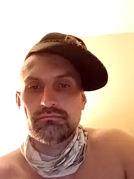 Snapshot of Viciouzz1 chatting on 03/04/26, 07:58 Viciouzz1 online show from 03/04/26, 07:58