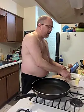 Snapshot of WorthingtonM3 chatting on 03/02/26, 04:58 WorthingtonM3 online show from 03/02/26, 04:58