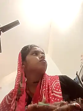 Hot chani online show from 04/03/26, 07:39