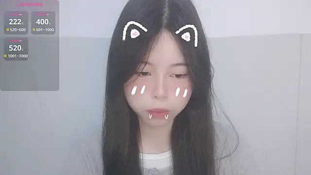 Snapshot of F-Yihao chatting on 03/02/26, 06:03 F-Yihao online show from 03/02/26, 06:03